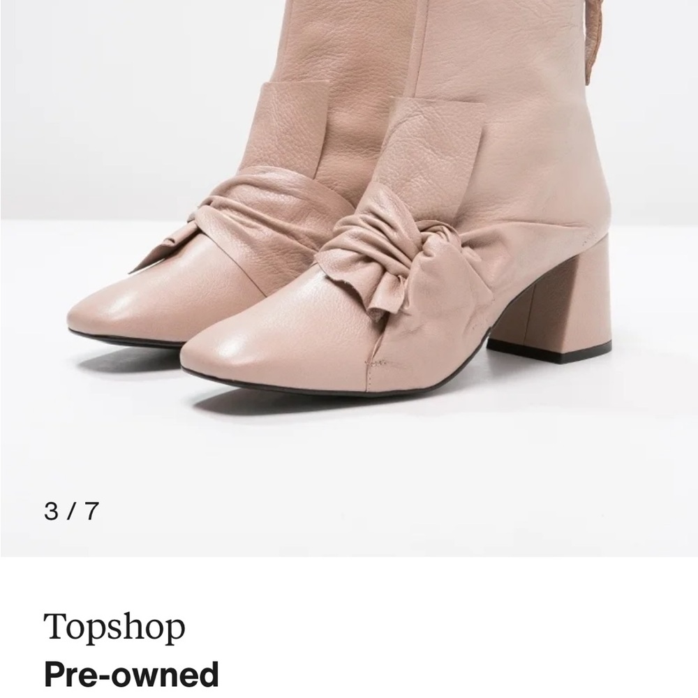 Topshop booties ankle boots with zipper in back pink, bow in the front size 7.5
